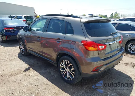2018 Mitsubishi Outlander Sport 2.4 Sel z USA, uszkodzony, nr VIN JA4AP4AW4JU018385
